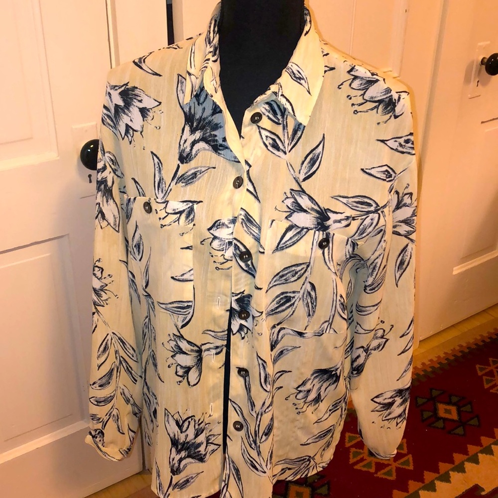 Liz Claiborne blouse